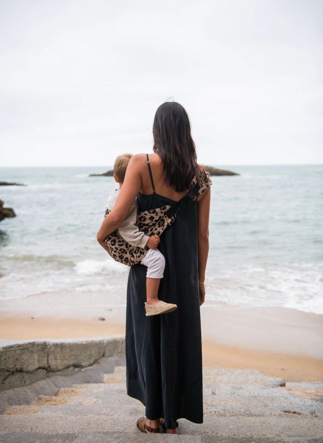 Carry &amp; Walk baby carrier | Leopard