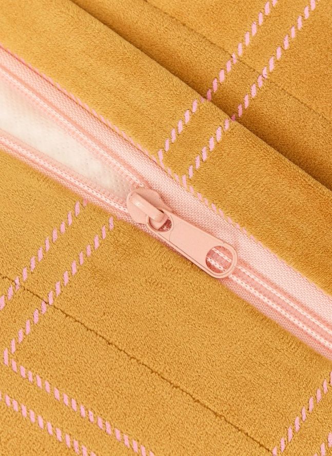 Pouf long Oasis en eco-velours | Rose