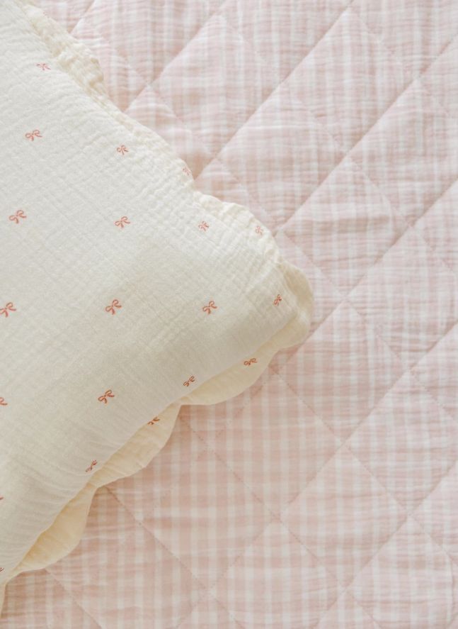 Couverture matelassée Rosewater en coton bio | Rose pâle