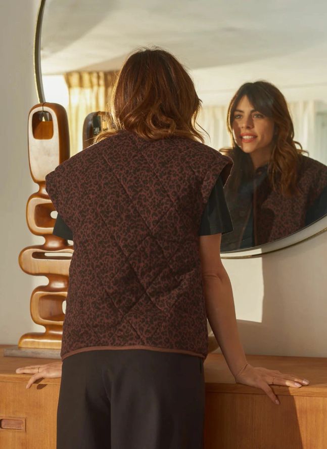 Veste Sans Manches Charlie Léopard Double Gaze de Coton - Collection Femme | Chocolat