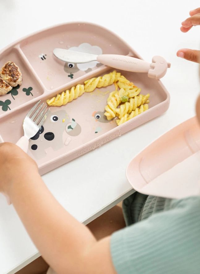 Tiny Farm compartmentalized plate with suction cup | Sand