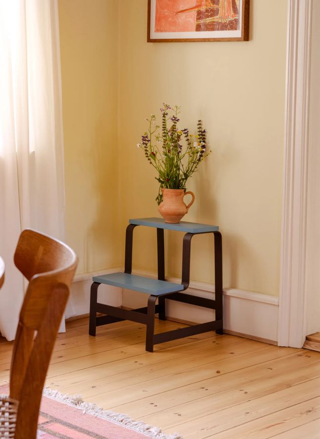 Step stool | Brown