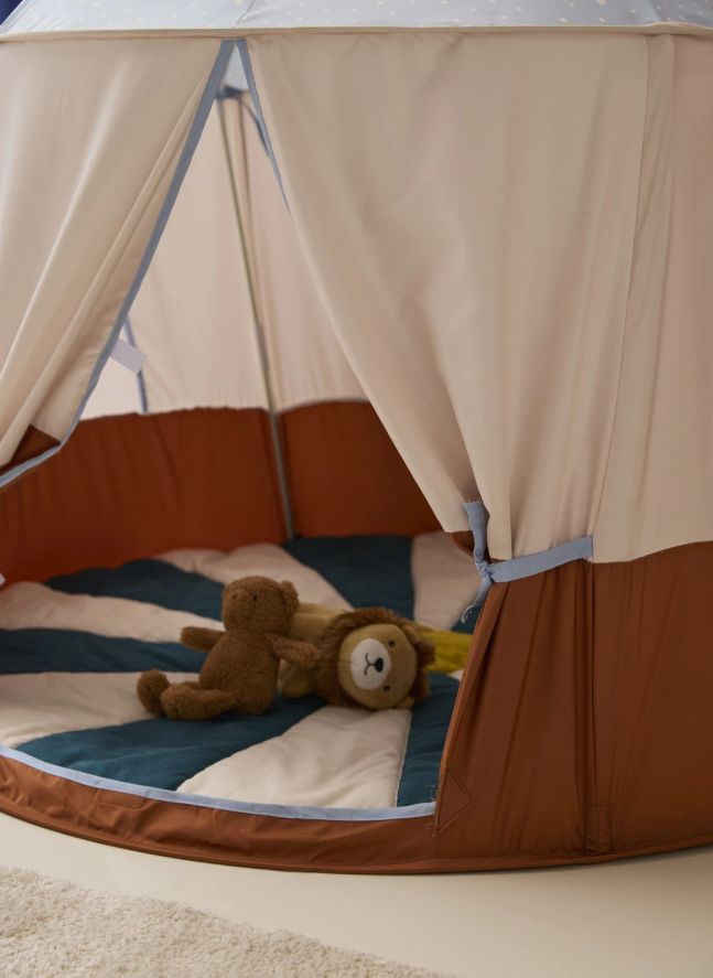 Circus tent | Light blue