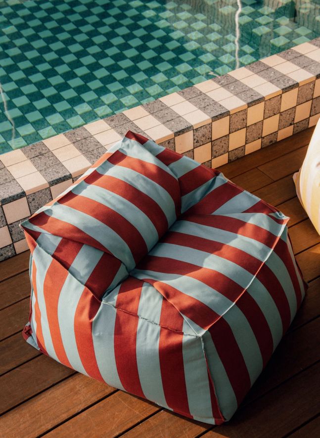 Lenny outdoor pouffe armchair | Toffee