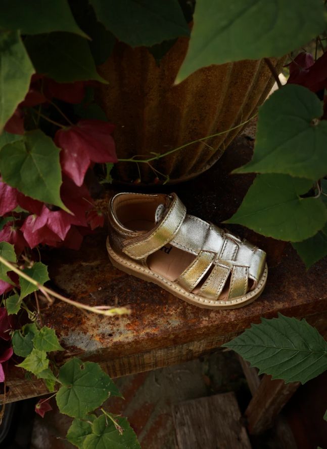 Classic Scratch Sandals | Silver