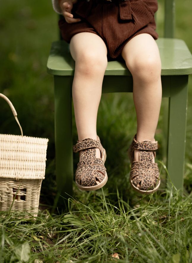Leopard Classic Scratch Sandals | Brown
