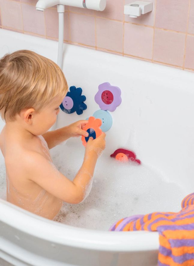 Seaside bath puzzle | Burgundy