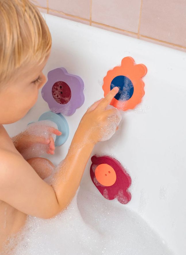 Seaside bath puzzle | Burgundy