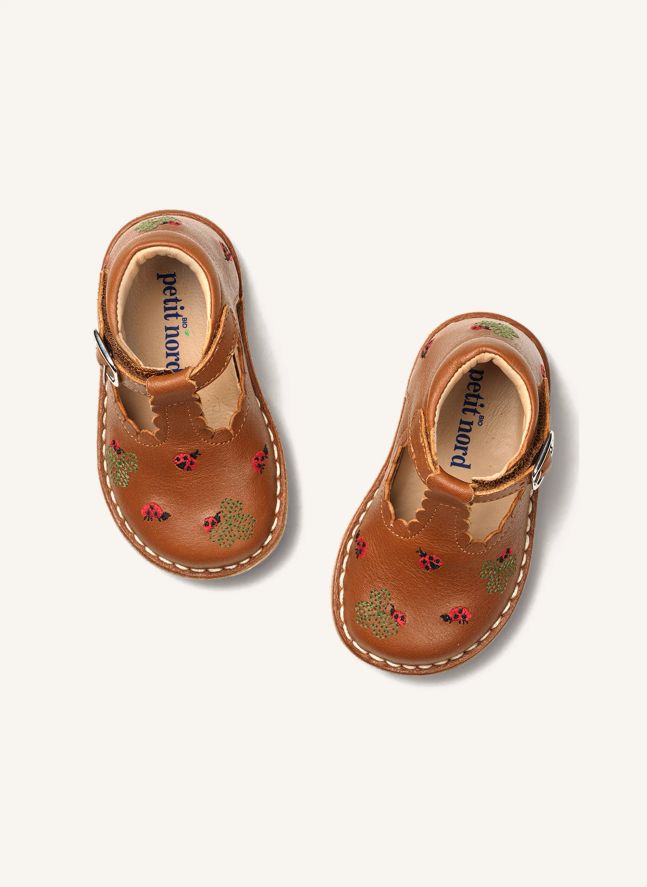 Babies Brodées T-Bar Scallop Coccinelles - Collection Uniqua | Camel