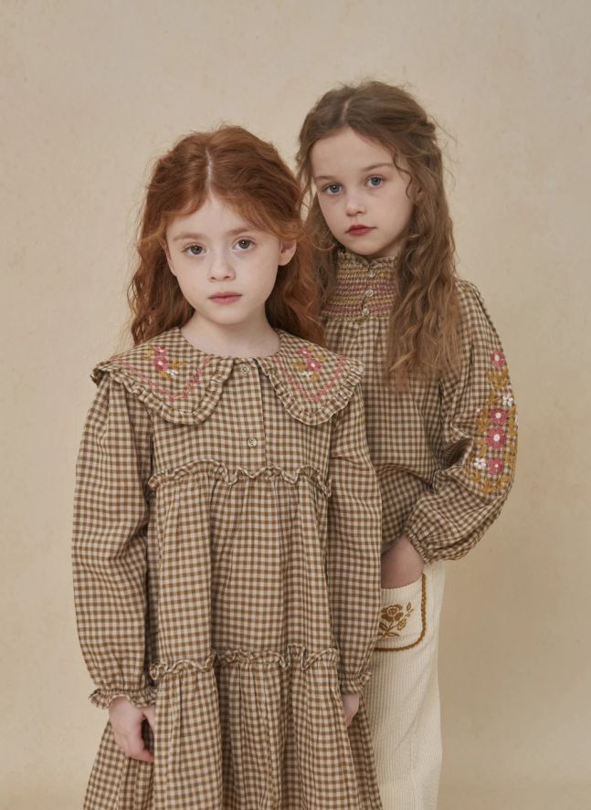 Evelina Carreaux embroidered blouse | Khaki brown