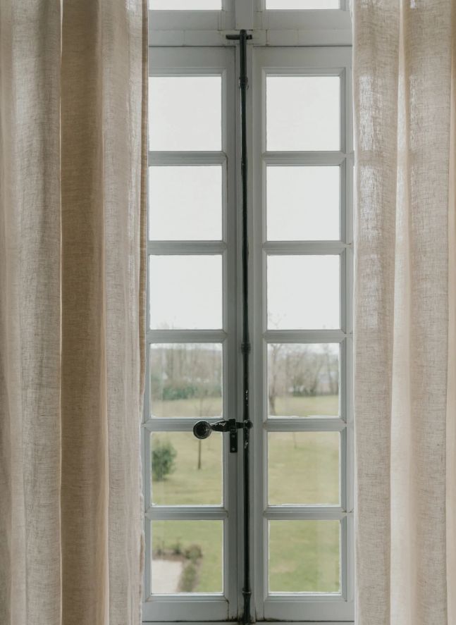 Linen curtain 