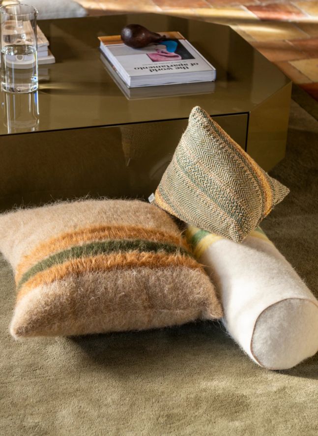 Coussin carré Carino en mohair à rayures | Marron