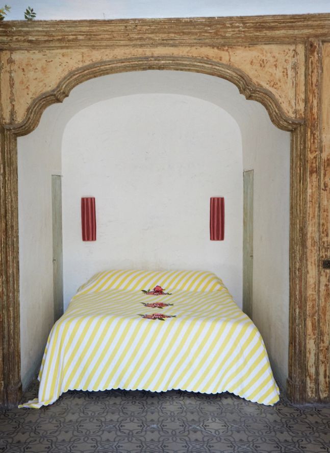 Couvre-lit Monastico, Lisa Corti x The Socialite Family  | Jaune