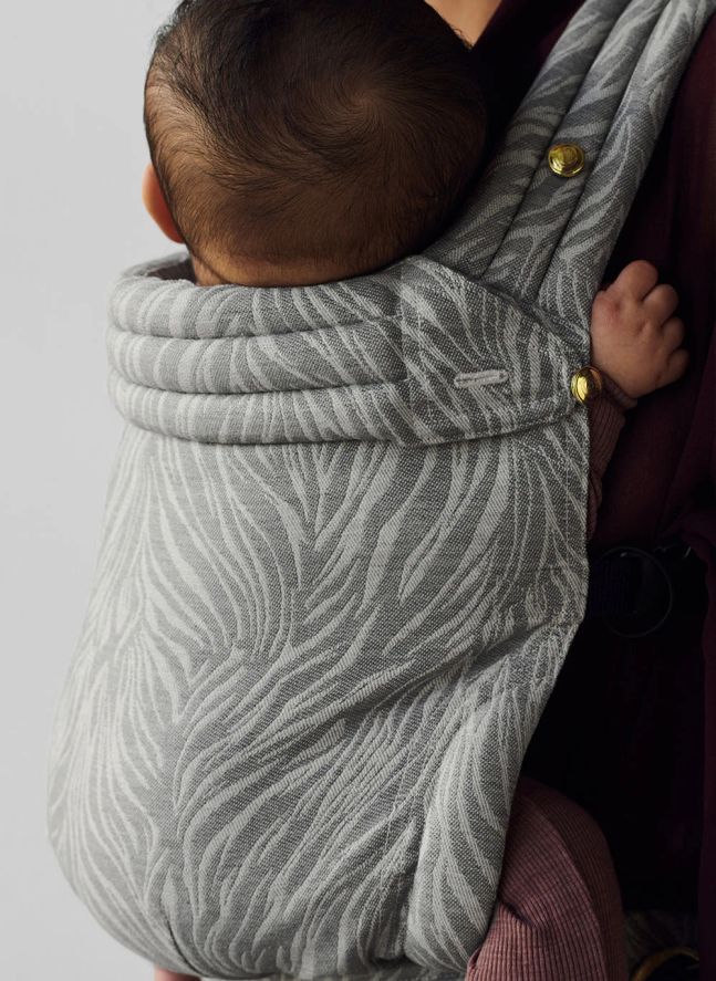 Zeitgeist Paradox Zebra baby carrier