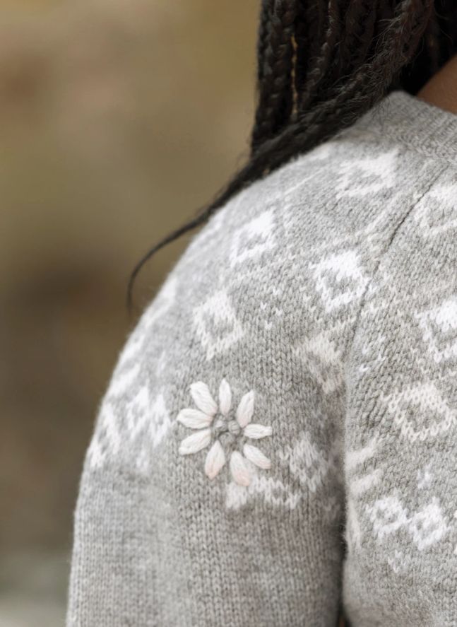 Pull Brodé Fleurs Laine | Gris chiné